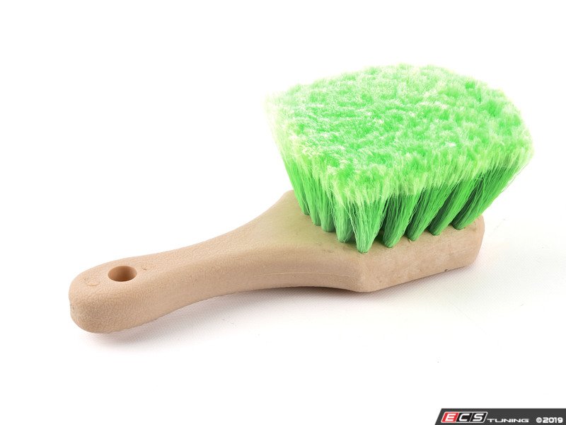 Chemical Guys Body & Wheel Flagged Tip SHORT Handle Brush