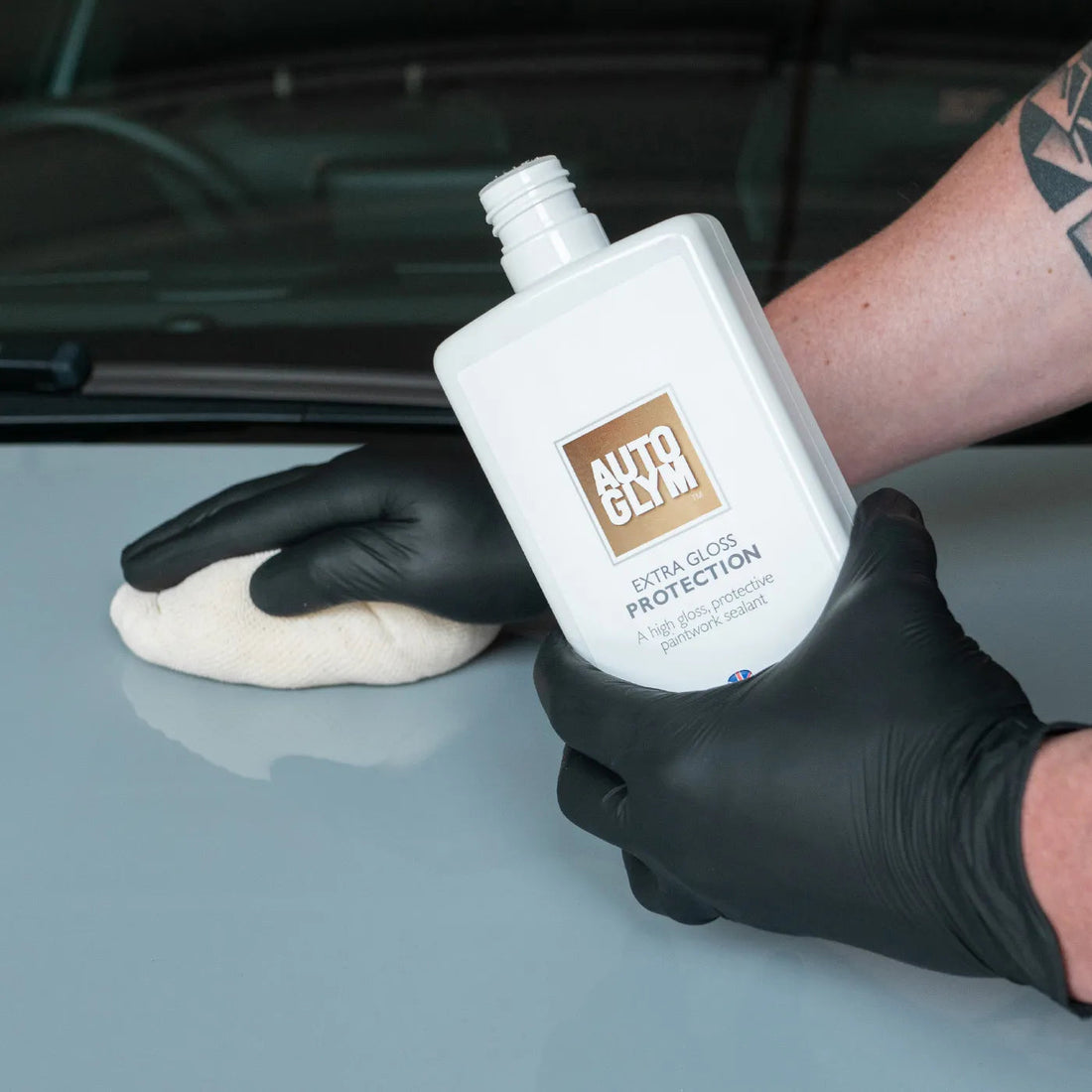 The Detail Warehouse Autoglym Extra Gloss Protection 500ml bottle for durable hydrophobic car paint sealant