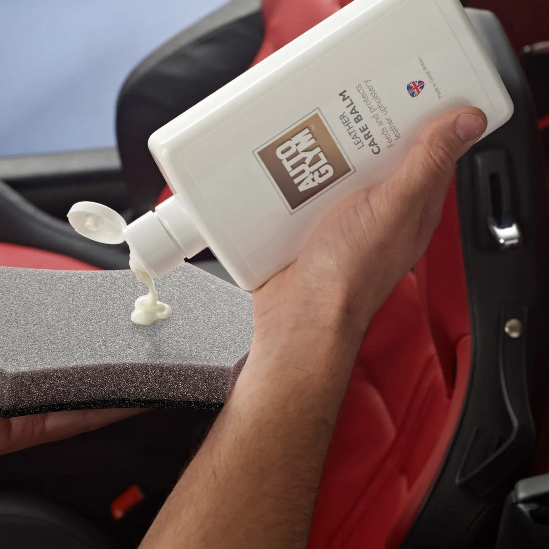 The Detail Warehouse Autoglym Leather Care Balm 500ml bottle for nourishing and protecting automotive leather upholstery
