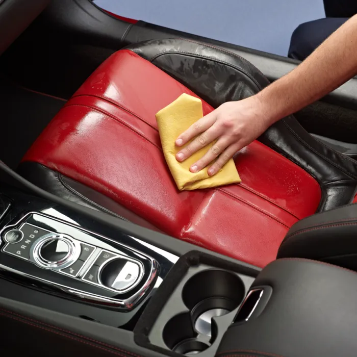 Autoglym Leather Cleaner – PH Neutral