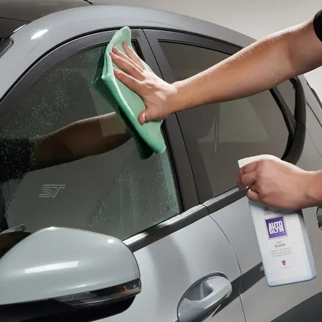 The Detail Warehouse Autoglym Fast Glass 500ml spray bottle for streak-free cleaning of automotive glass and plastic.