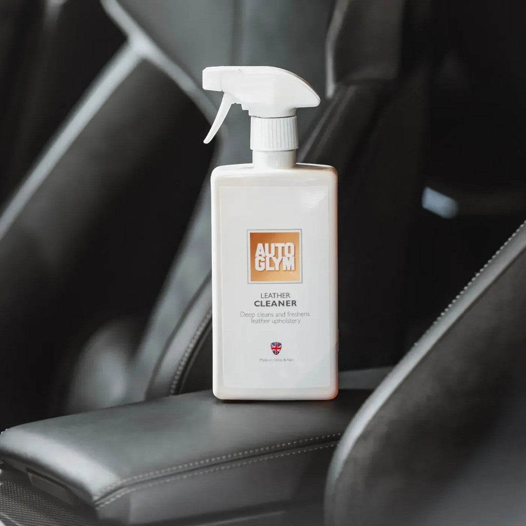 The Detail Warehouse Autoglym pH neutral leather cleaner spray bottle for automotive upholstery care.