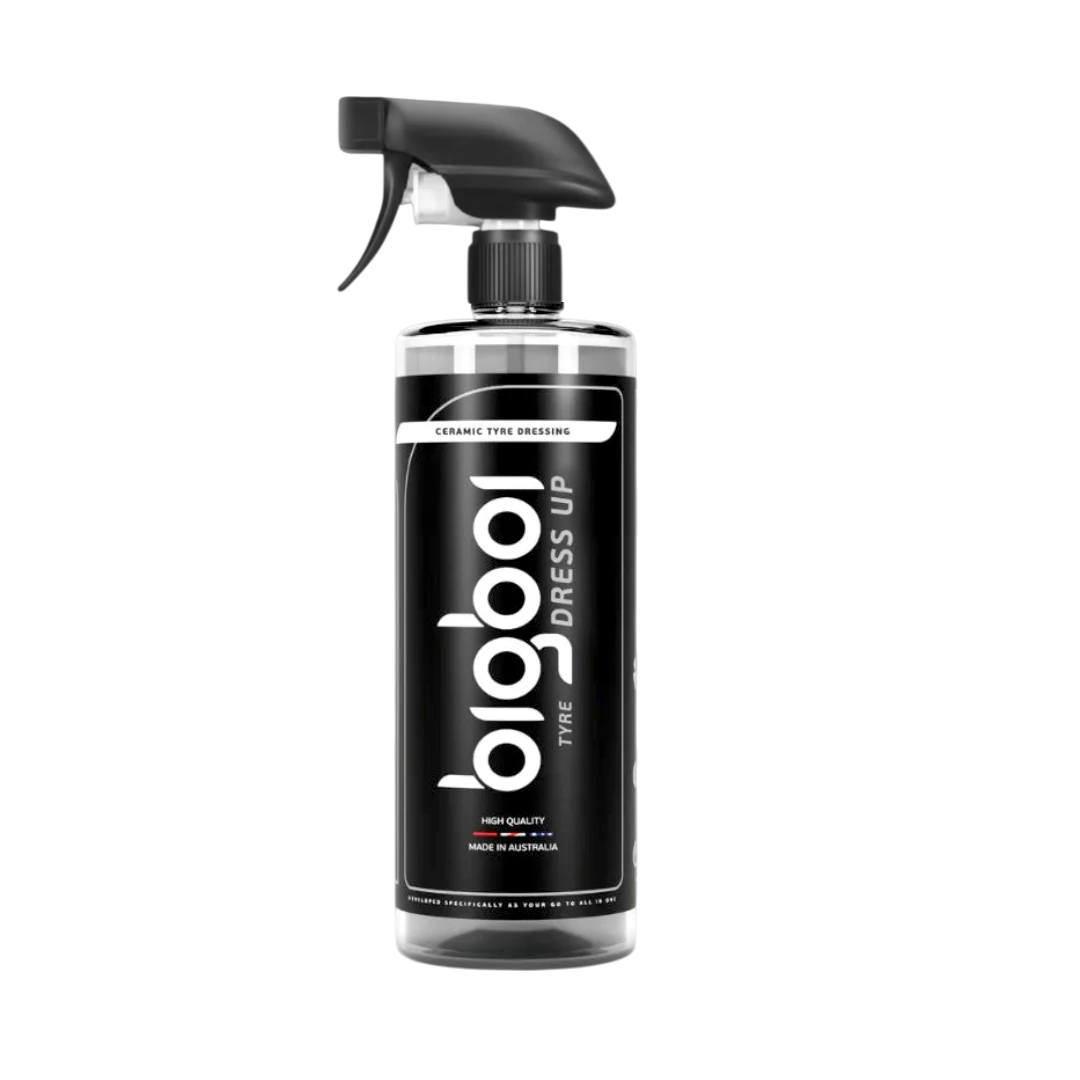 The Detail Warehouse BigBoi Ceramic Tyre Dress Up 500mL spray bottle for a satin-black finish and UV protection.