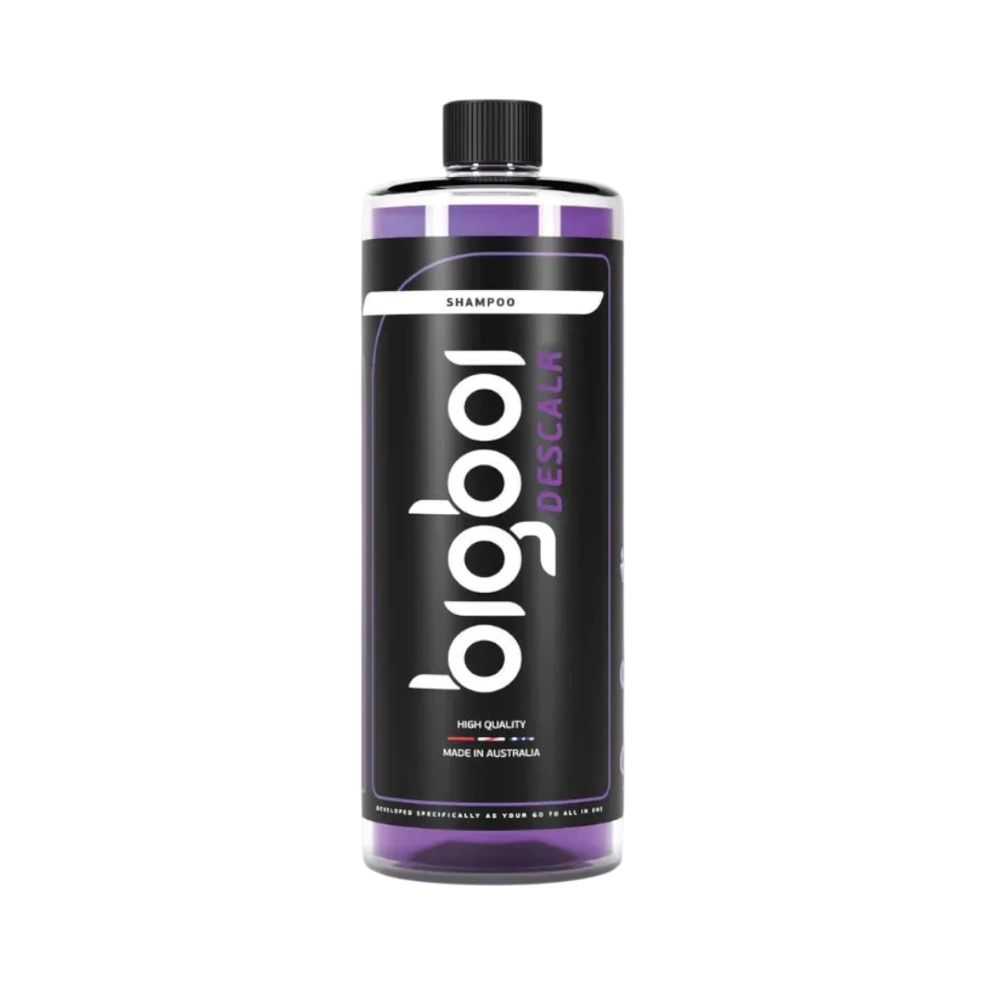 The Detail Warehouse BigBoi DESCALR ceramic-infused car shampoo in a 500ml clear bottle with purple liquid.