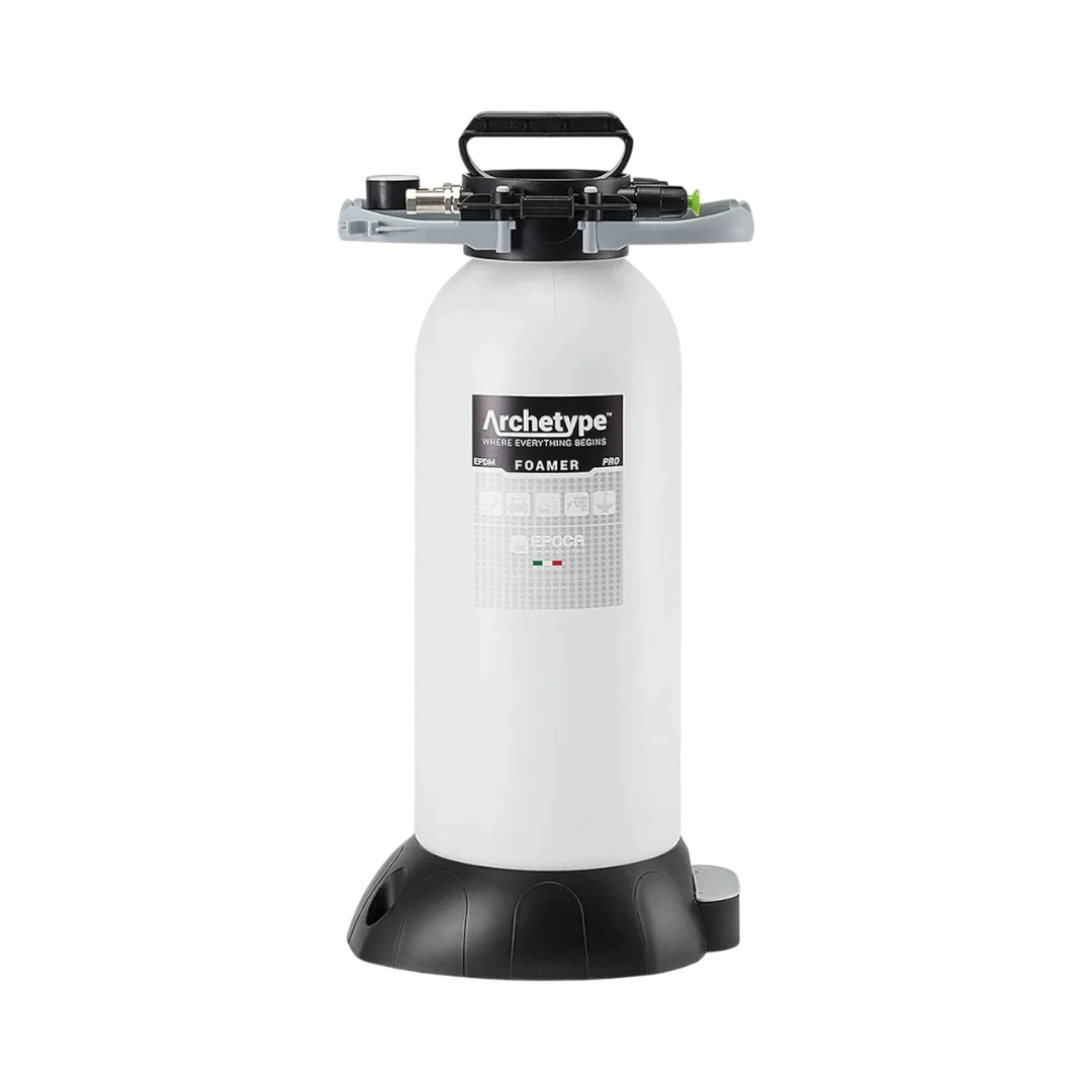 The Detail Warehouse Epoca 10L PRO pressure foamer with white tank, black base, and integrated pressure gauge.