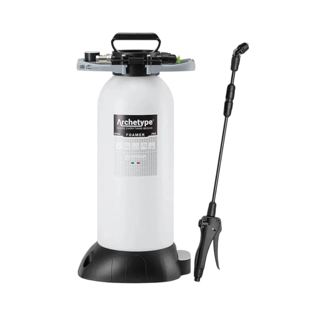 The Detail Warehouse Epoca 10L PRO pressure foamer with white tank, black base, pressure gauge, and long spray lance.