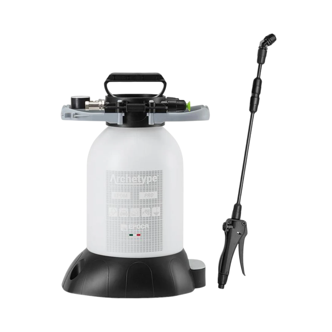 The Detail Warehouse Epoca 5L PRO pressure foamer with EPDM seals, white tank, black base, and adjustable spray lance.