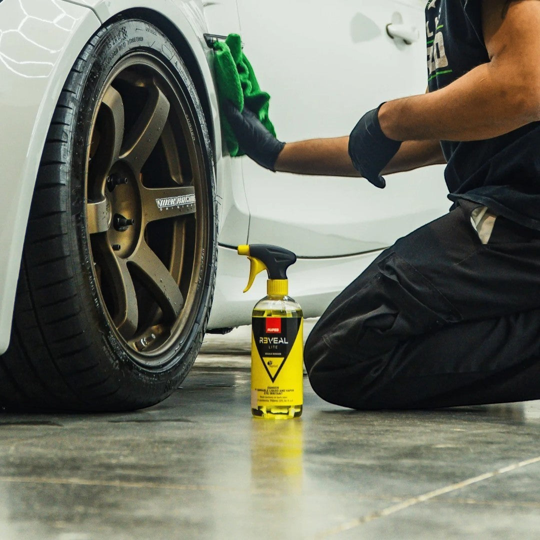 The Detail Warehouse Rupes Reveal Lite residue remover spray bottle for cleaning polishing oils and paint residues
